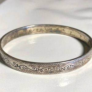 Brighton Jewelry - Brighton Etched Silvertone Bangle. Brighton Jewelry - Brighton Etched Silvertone Bangle.